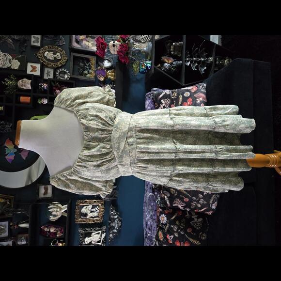 Trixxi Chic Floral Puff Sleeve Mini Dress milkmaid style - Picture 4 of 8